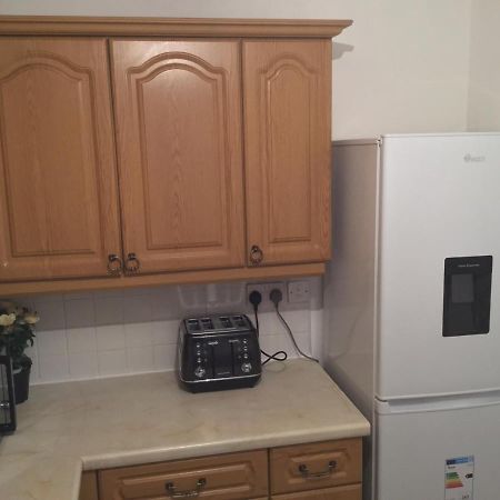 شقة Quiet Residential Area Within Easy Reach Of Town مانشستر المظهر الخارجي الصورة